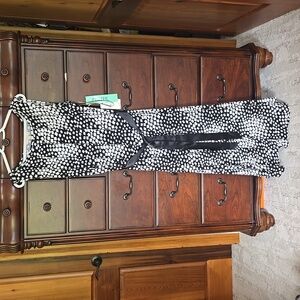 NEW Haani Black and White Geometric Dress